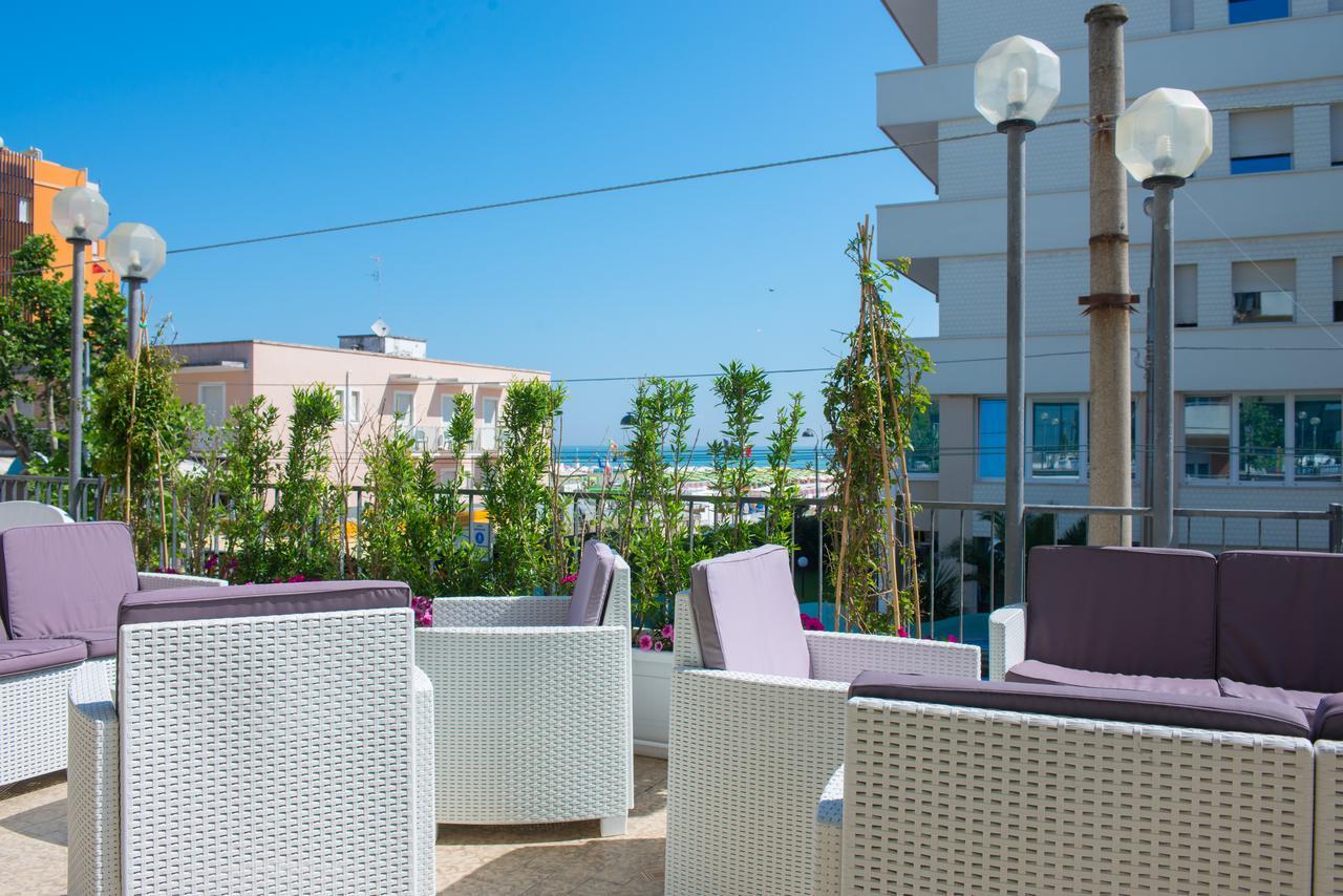 Hotel 2000 Rimini Exterior foto